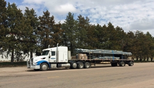 Hauling Irrigatin pivot, trucking